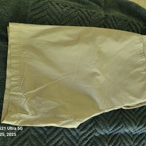 Arrow Cream Stretch Skirt